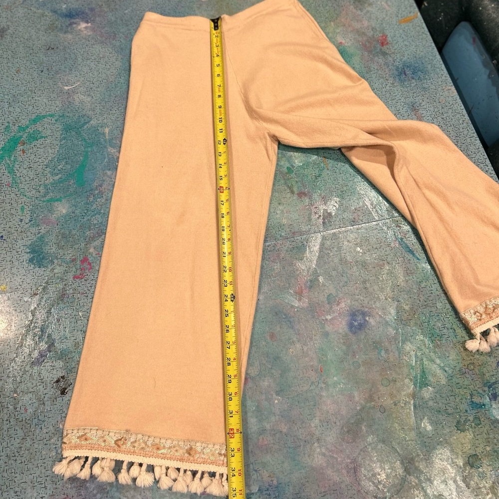 Soft Neutral Tassel Set - Picture 14 of 16